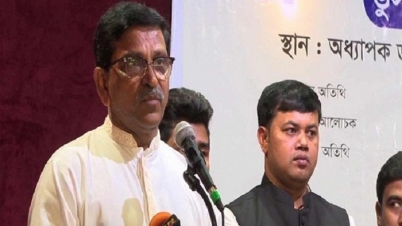 খালেদা জিয়া প্যারোলে মুক্তি চাইলে  আবেদন করতে হবে: হানিফ