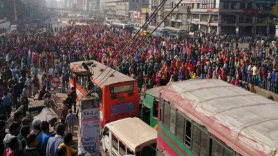 শ্রমিক বিক্ষোভ, ঢাকা-ময়মনসিংহ মহাসড়কে তীব্র যানজট