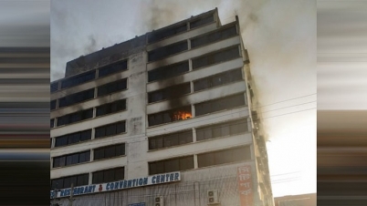 মিরপুরে বহুতল ভবনের আগুন নিয়ন্ত্রণে