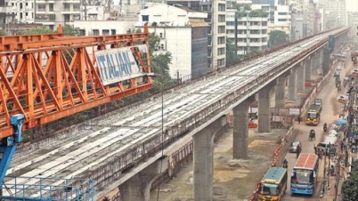 চার কিলোমিটার দৃশ্যমান মেট্রোরেল