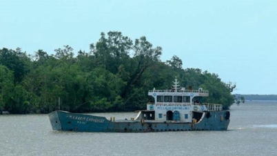 ‘চুমুকে চুমুকে সময় কাটে’