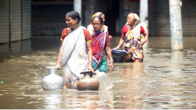 বন্যায় বিশুদ্ধ পানির অভাব, যে উপায়ে পানি শোধন করবেন