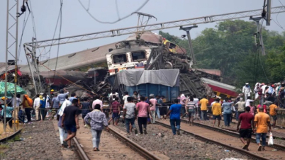 অবশেষে ভারতে ভয়াবহ ট্রেন দুর্ঘটনার কারণ জানা গেলো