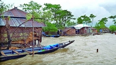 ‘আম্পানে’র  ভয়াবহ তাণ্ডব: ১৩ জনের মৃত্যু