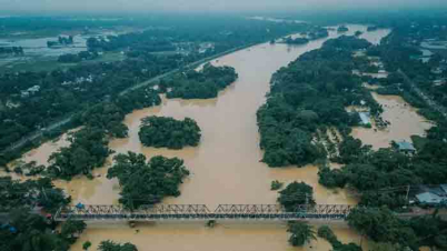 বন্যায় ১৫ জনের মৃত্যু, ক্ষতিগ্রস্ত অর্ধকোটি মানুষ