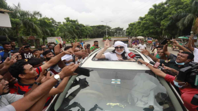 পরীমণির গাড়ি, মোবাইল, ল্যাপটপ ফেরত দেয়ার নির্দেশ